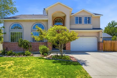 10188 Yorkshire Dr, South Jordan, UT, 84009-7115 | Card Image