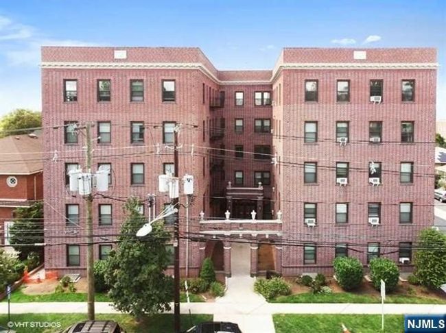 855 Broad Ave, Home with 1 bedrooms, 1 bathrooms and null parking in Ridgefield NJ | Image 6