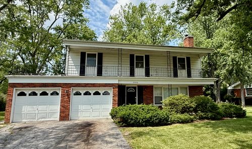 20436 Arcadian Dr, Olympia Fields, IL, 60461-1304 | Card Image