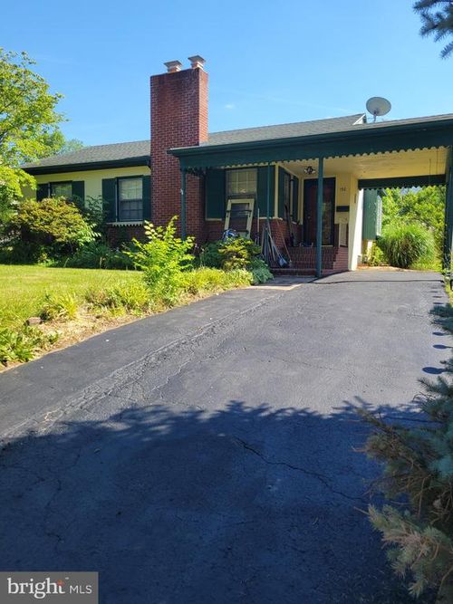 152 Valley St, ROMNEY, WV, 26757-1439 | Card Image