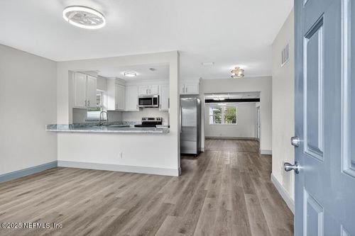 1850 Harvester St, Jacksonville, FL, 32210-1614 | Card Image