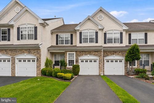 43 Brecknock Ct, NEWTOWN, PA, 18940-2412 | Card Image