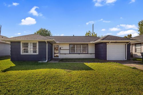 3306 Earl St, Pasadena, TX, 77503-1333 | Card Image
