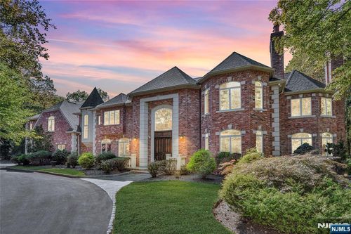 14 Werimus Brook Rd, Saddle River, NJ, 07458-3112 | Card Image