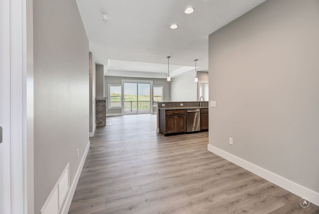 Dining Area | Image 5