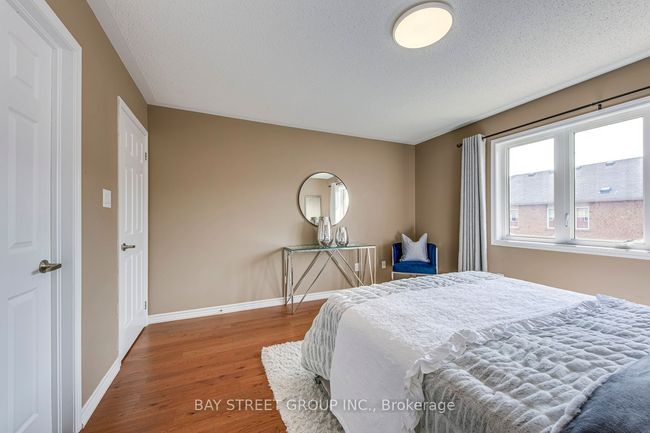 75 Finney Terr, House attached with 3 bedrooms, 3 bathrooms and 1 parking in Milton ON | Image 27