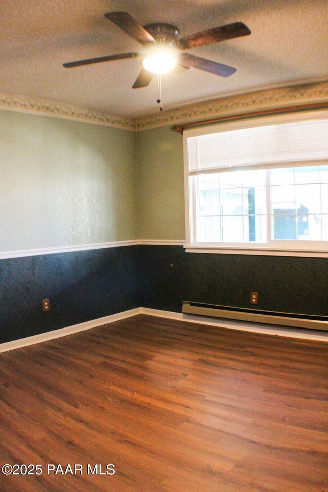 Colcord Guest Room | Image 16