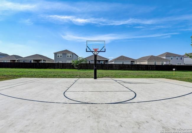 5615 Finch Cyn, House other with 4 bedrooms, 3 bathrooms and null parking in Converse TX | Image 16