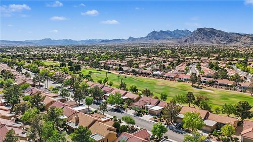 2728 Showcase Dr, Las Vegas, NV, 89134-8857 | Card Image