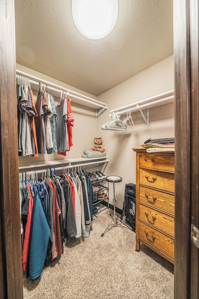Walk in closet | Image 22