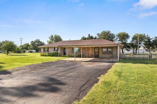 240 Adams Circle, Pocasset, OK, 73079 | Card Image