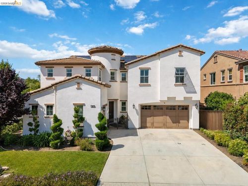 311 Jensen Way, Brentwood, CA, 94513-1084 | Card Image