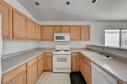 1691 Cozy Corner St, Las Vegas, NV, 89156-0917 | Card Image