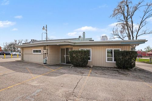 32 W Van Buren Street W, Battle Creek, MI, 49017 | Card Image