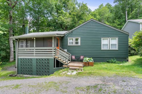 75 Craven Hill Cir, Black Mountain, NC, 28711-9471 | Card Image