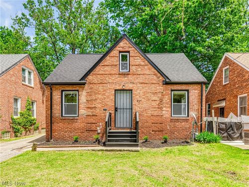 617 E 118th St, Cleveland, OH, 44108-2343 | Card Image