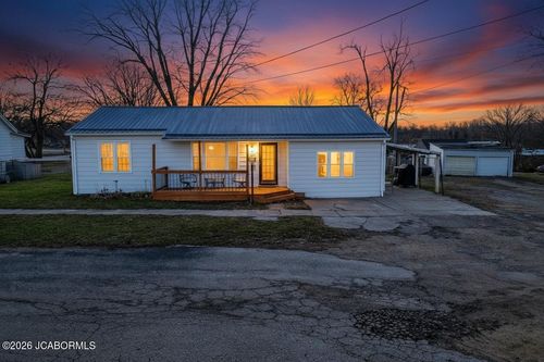 202 W Mulberry St, HUNTSVILLE, MO, 65259-1053 | Card Image