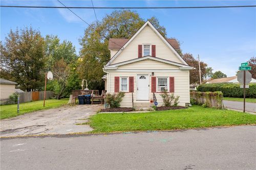 147 Clark Ave, Irondequoit, NY, 14609-1136 | Card Image