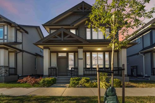 20529 77b Ave, Langley, BC, V2Y4K3 | Card Image