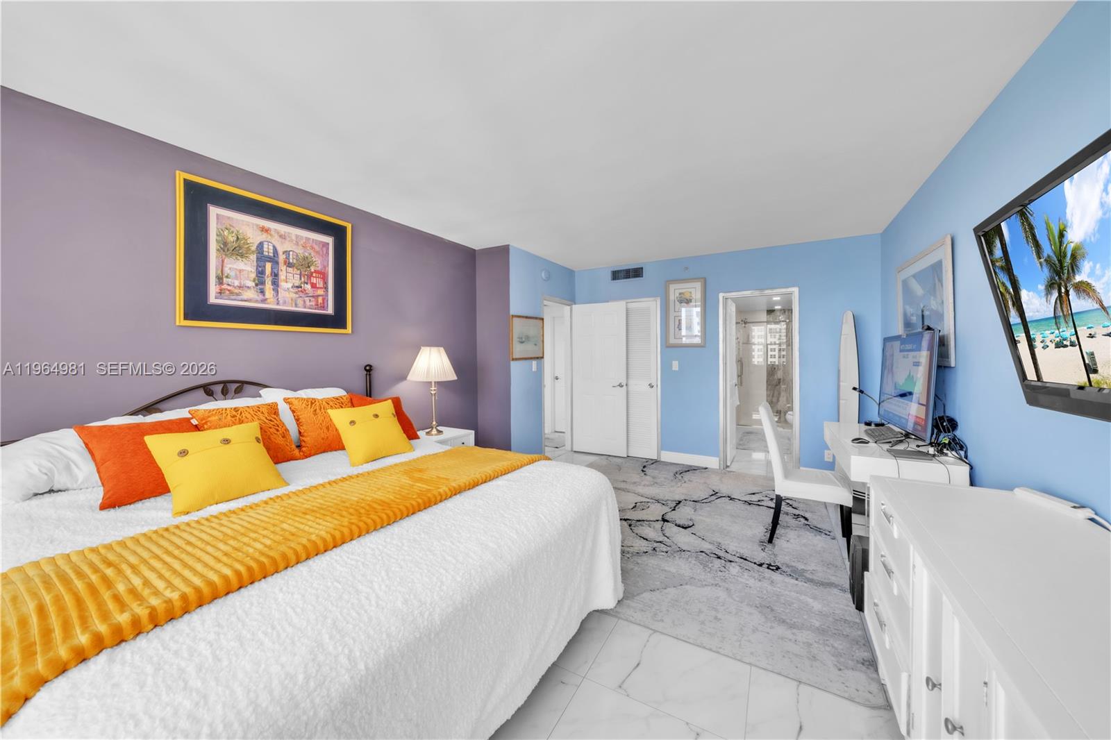 Residential Lease in Hollywood 3