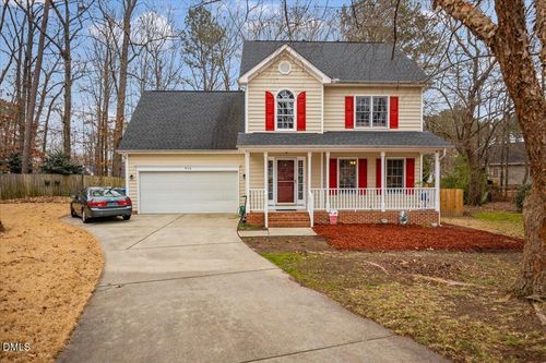 916 Brookhannah Ct, Fuquay-Varina, NC, 27526-5134 | Card Image