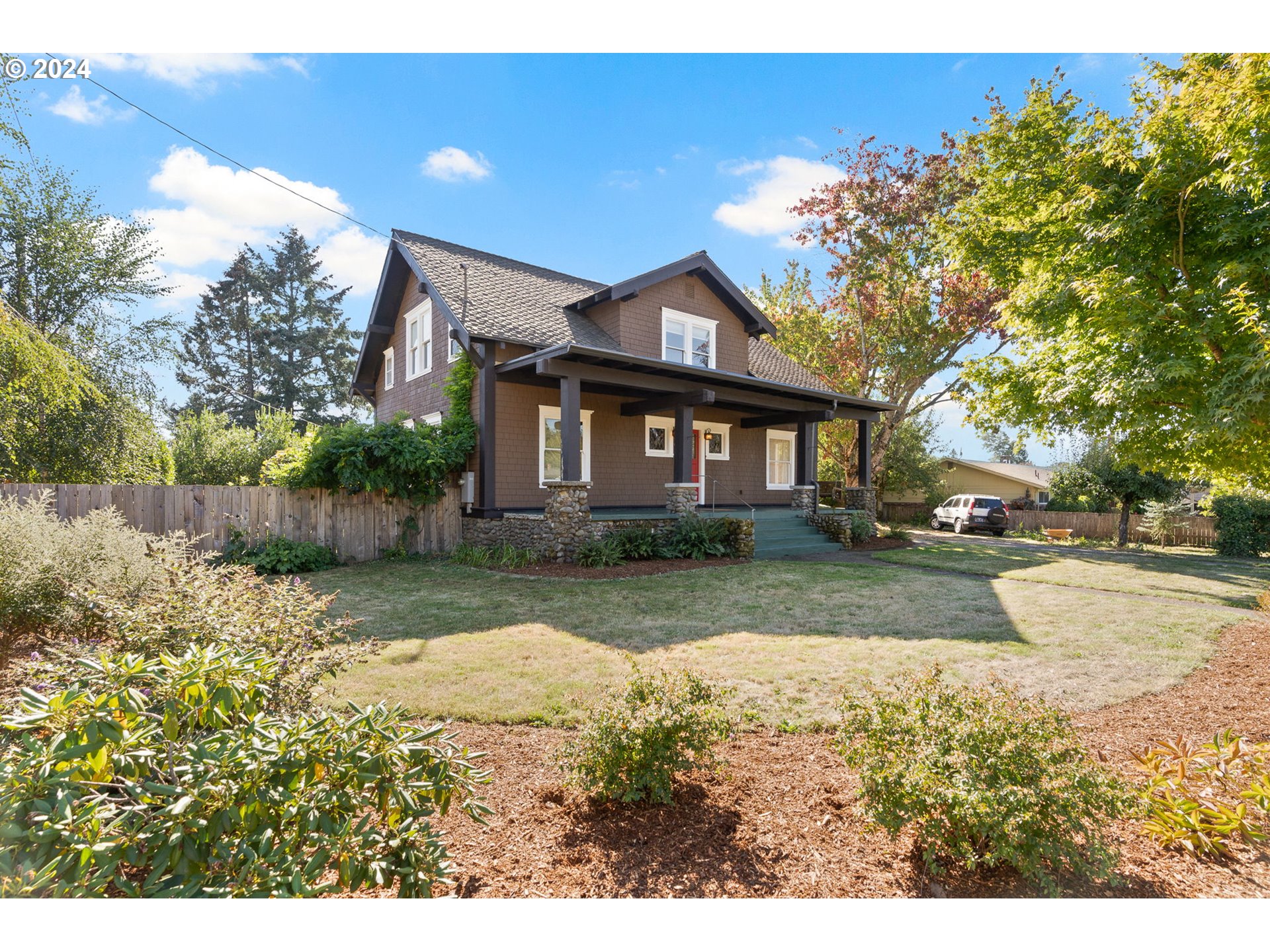 Monroe St, Portland, OR 97222