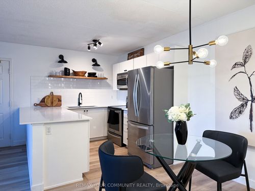 210-1800 Walkers Line, Burlington, ON, L7M4V2 | Card Image