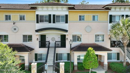327-9745 Touchton Rd, JACKSONVILLE, FL, 32246-4487 | Card Image