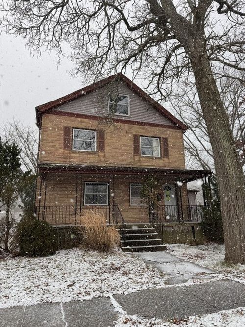 114 Duquesne Ave, Trafford, PA, 15085-1071 | Card Image