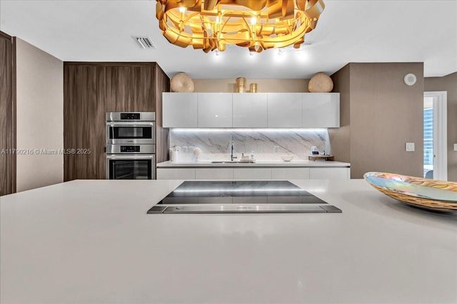 UNIT-3711 - 851 Ne 1 St Ave, Condo with 3 bedrooms, 4 bathrooms and null parking in Miami FL | Image 8