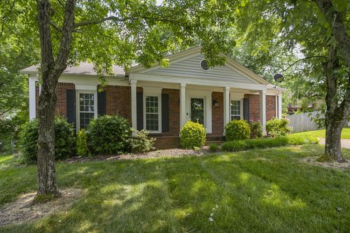 205 Village Pl, Nashville, TN, 37211-6236 | Card Image
