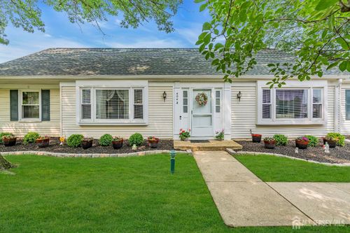 b-404 Newport Way, Monroe, NJ, 08831-1814 | Card Image