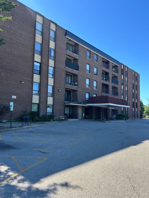 1e-6330 Lincoln Ave, Morton Grove, IL, 60053-2858 | Card Image