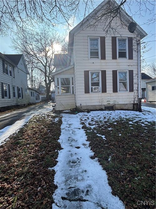 58 Orchard St, Auburn, NY, 13021-3246 | Card Image