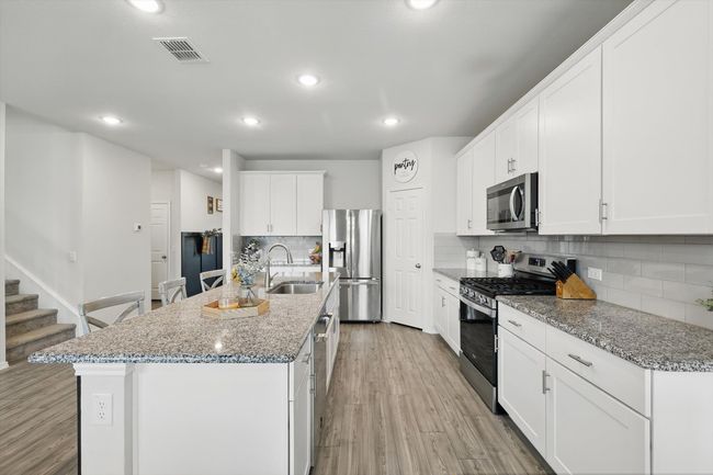 802 Feldspar Way, House other with 4 bedrooms, 3 bathrooms and null parking in Princeton TX | Image 8