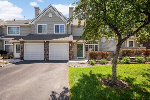 78-8775 Branson Dr, Inver Grove Heights, MN, 55076-3526 | Card Image