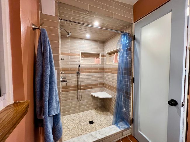 3431 E Pineview Dr, House other with 3 bedrooms, 2 bathrooms and null parking in Dexter MI | Image 14