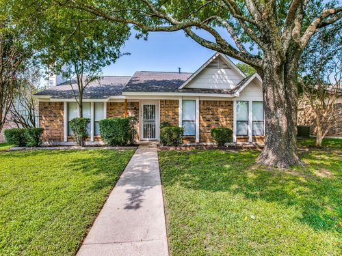 1419 Willow Run Dr, Duncanville, TX, 75137-3518 | Card Image