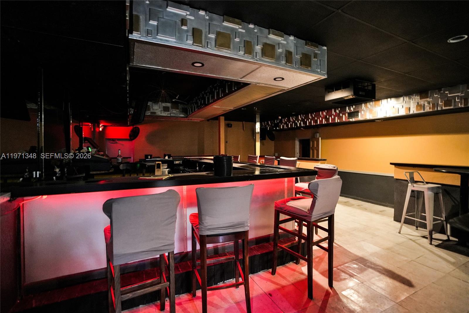 Commercial Sale in Fort Lauderdale 5