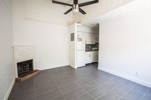 apt-4-835 Ne 15th Ave, Fort Lauderdale, FL, 33304-4498 | Card Image