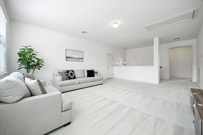 Upstairs Flex Space | Image 23