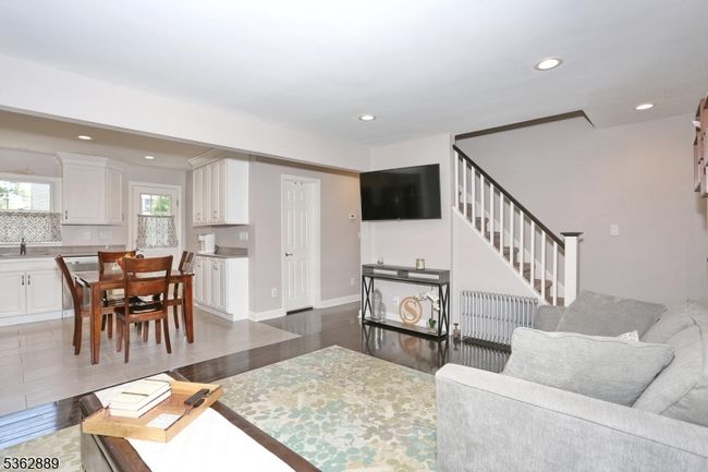 710 Paramus Rd, House other with 4 bedrooms, 1 bathrooms and null parking in Paramus NJ | Image 14