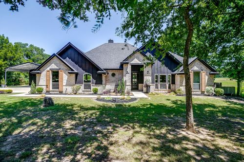 5600 Weiland Rd, Weatherford, TX, 76088-8489 | Card Image