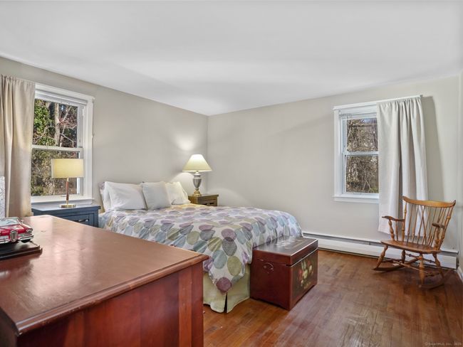 48 Meyer Pl, House other with 5 bedrooms, 3 bathrooms and null parking in Riverside CT | Image 9