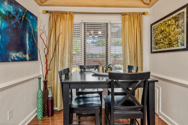 Breakfast area just off the kitchen | Image 11