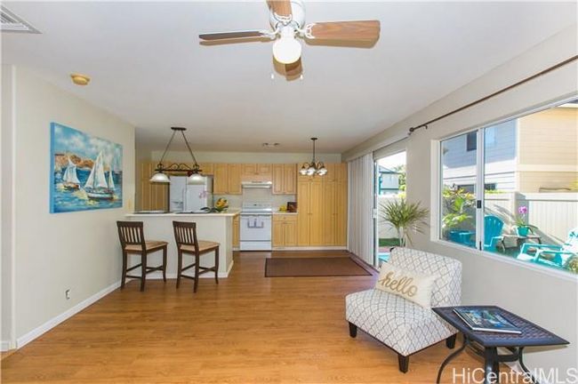 nice open floor plan looking into the back yard | Image 1