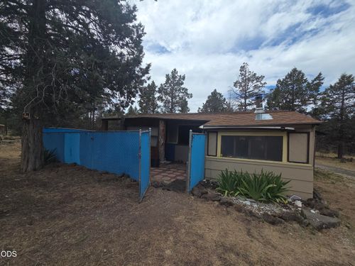 8314 Bly Mountain Cutoff Rd, Bonanza, OR, 97623-8724 | Card Image