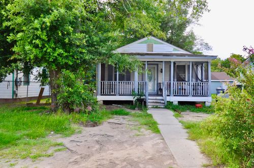 2264 Bailey Dr, North Charleston, SC, 29405-7684 | Card Image