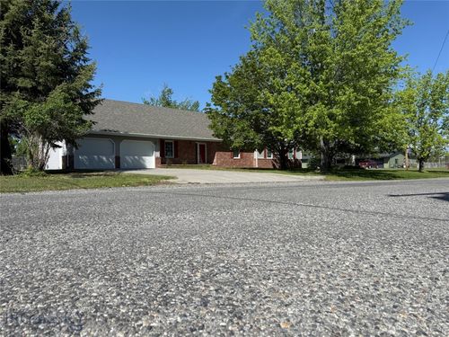 702 Boulder St, Big Timber, MT, 59011-8064 | Card Image