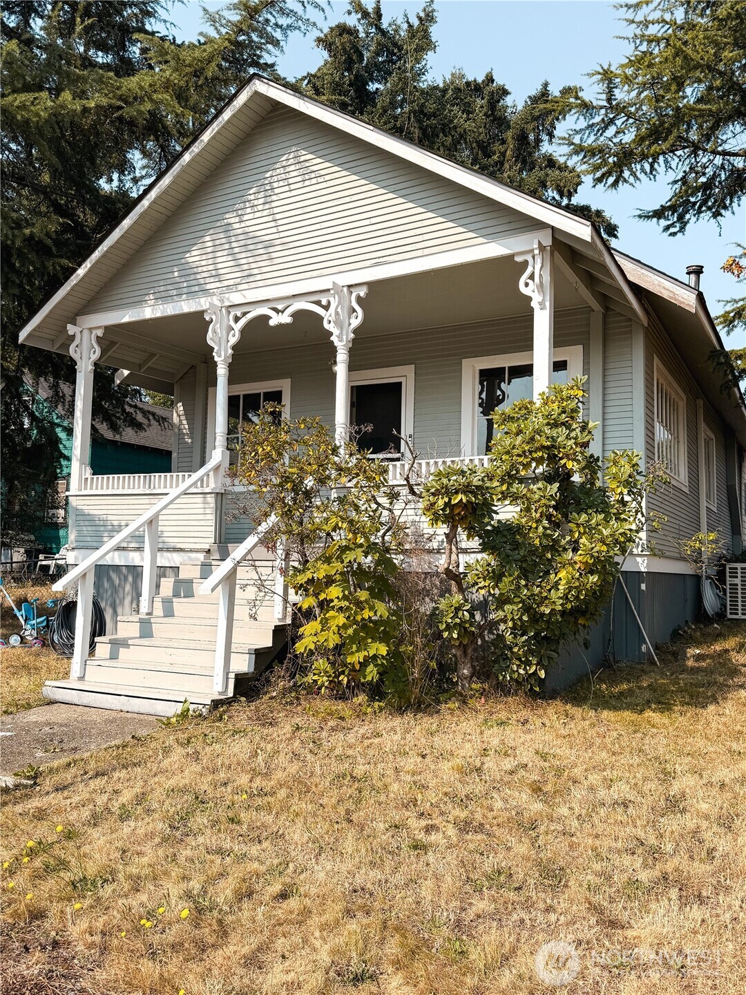 Commercial Sale in Eatonville 2